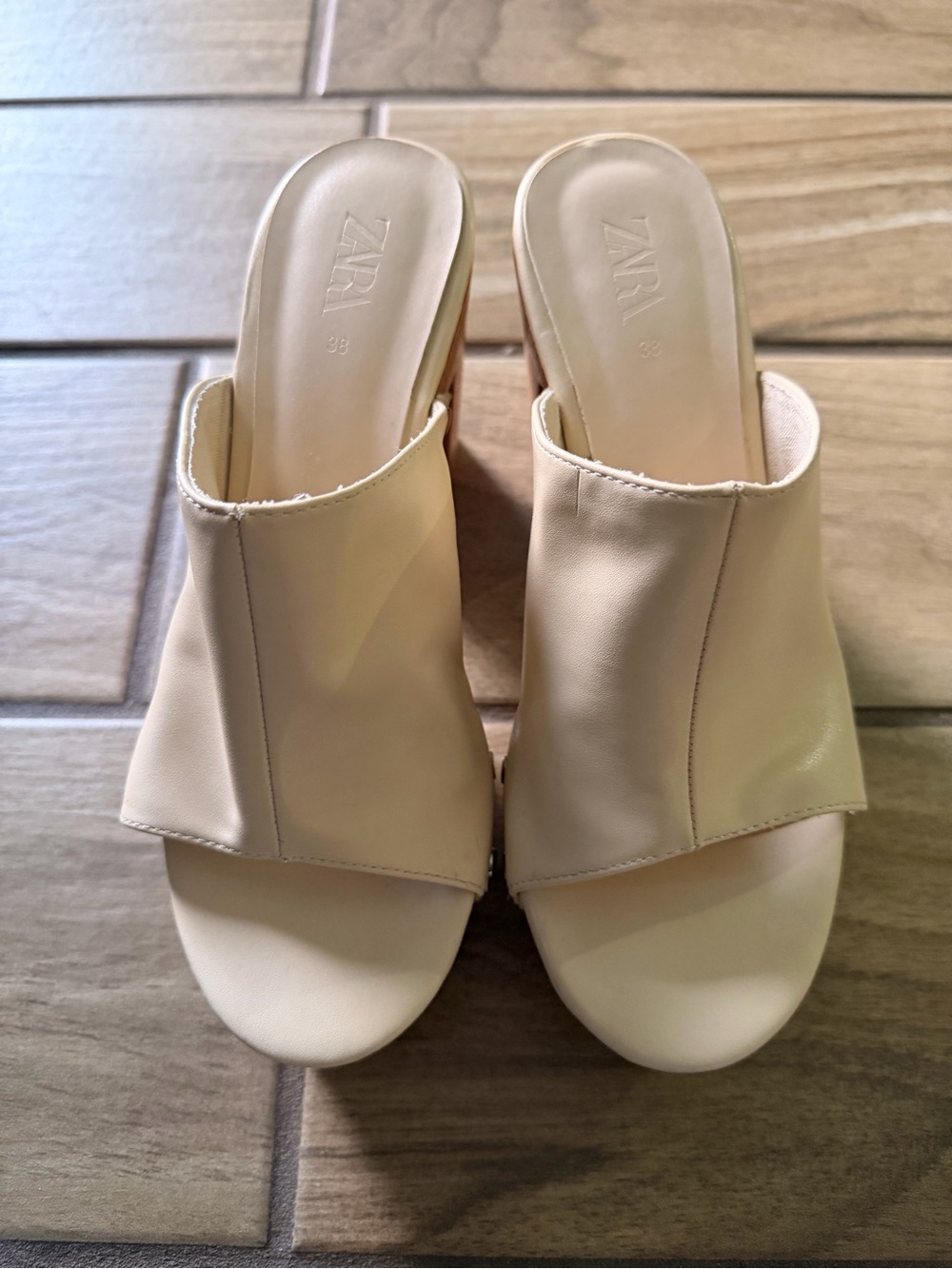 Zara Beige Open-Toe Platform Heel